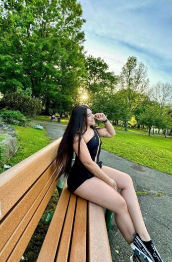 Full Enjoy   Call Girls In Sector 38 Noida        9818099198   