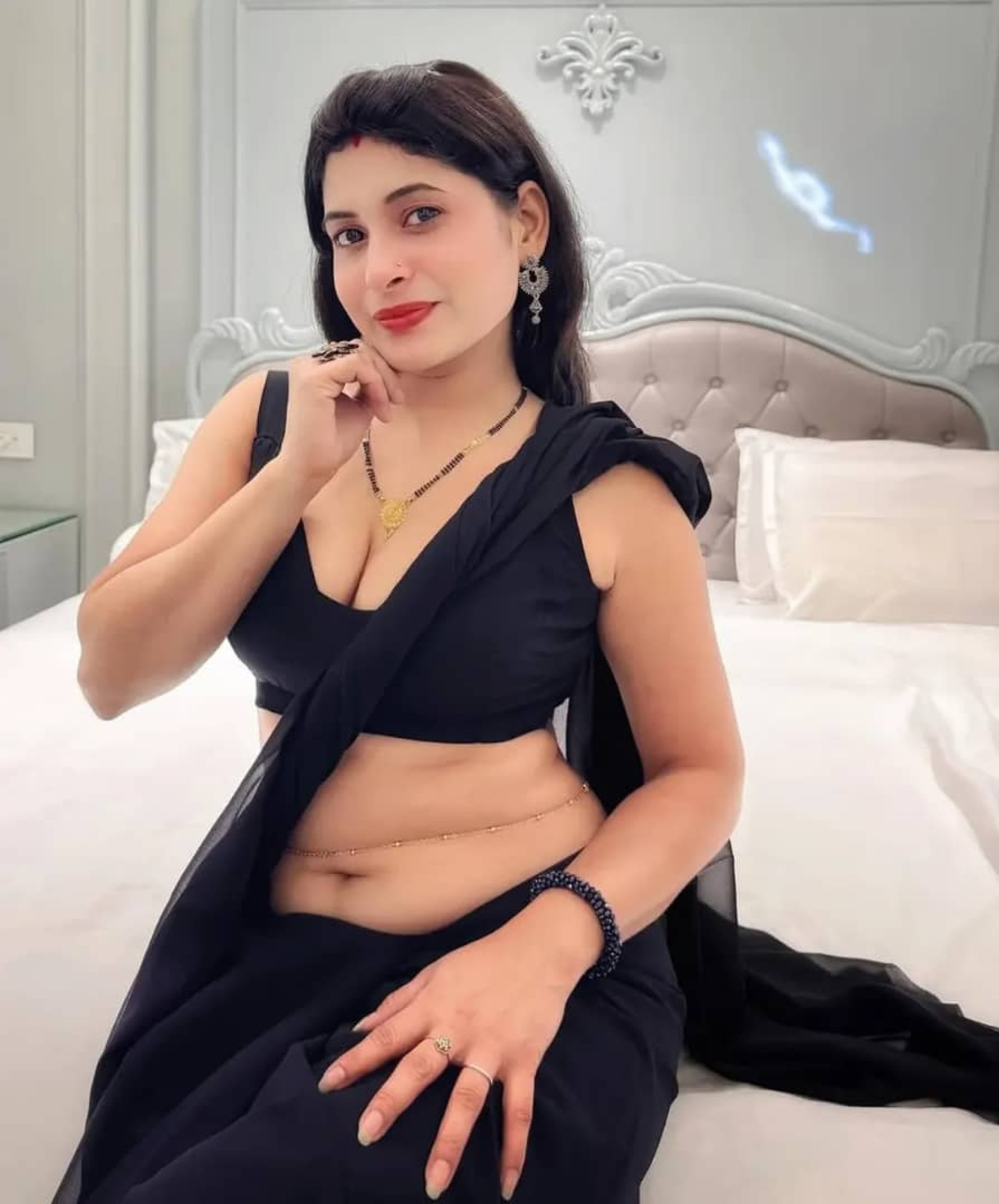  Welcome Green Park call grils in delhi 9953056974