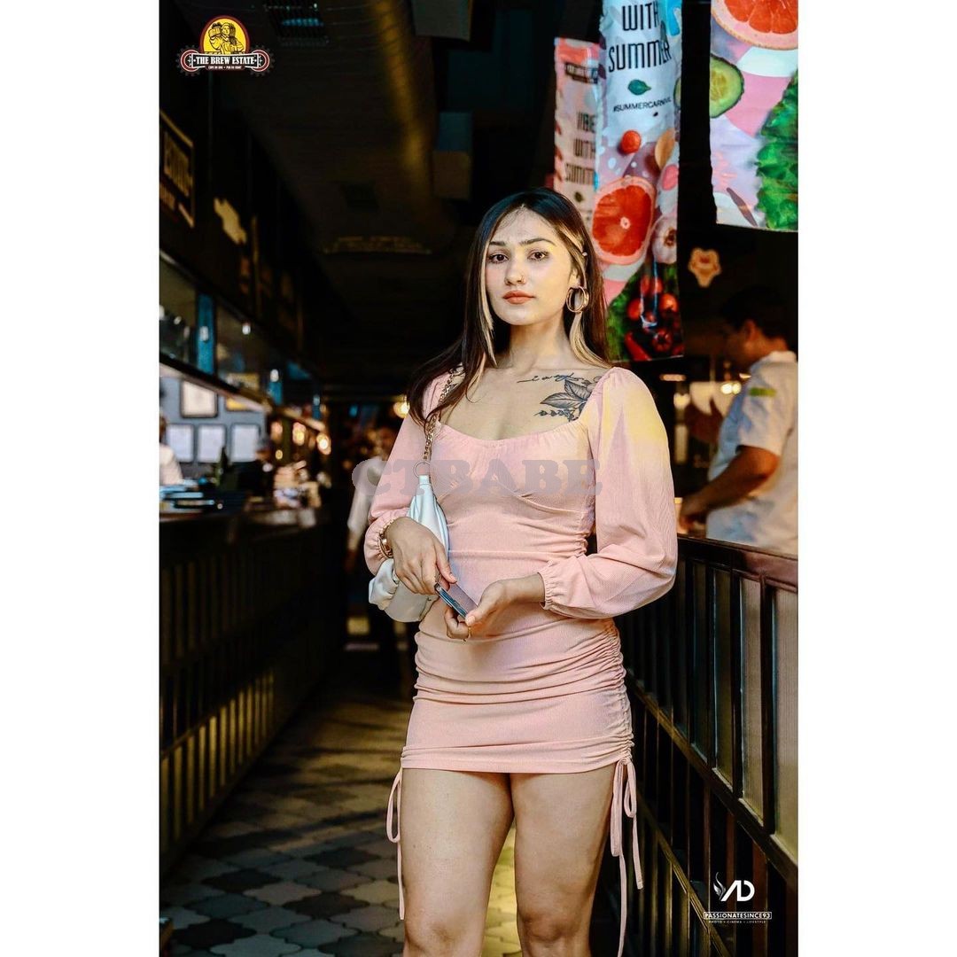  Welcome  C R Park call grils in delhi 9953056974