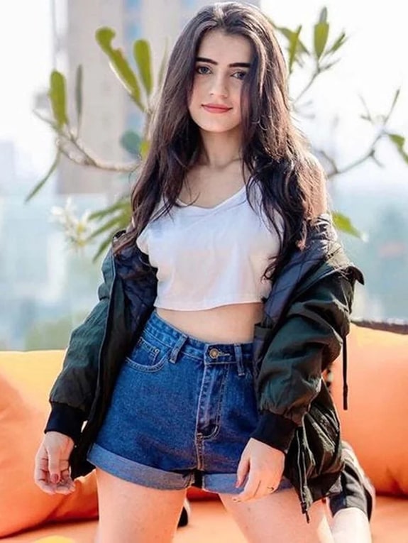 Call Girls In Dilshad Garden        9555773836      Delhi N