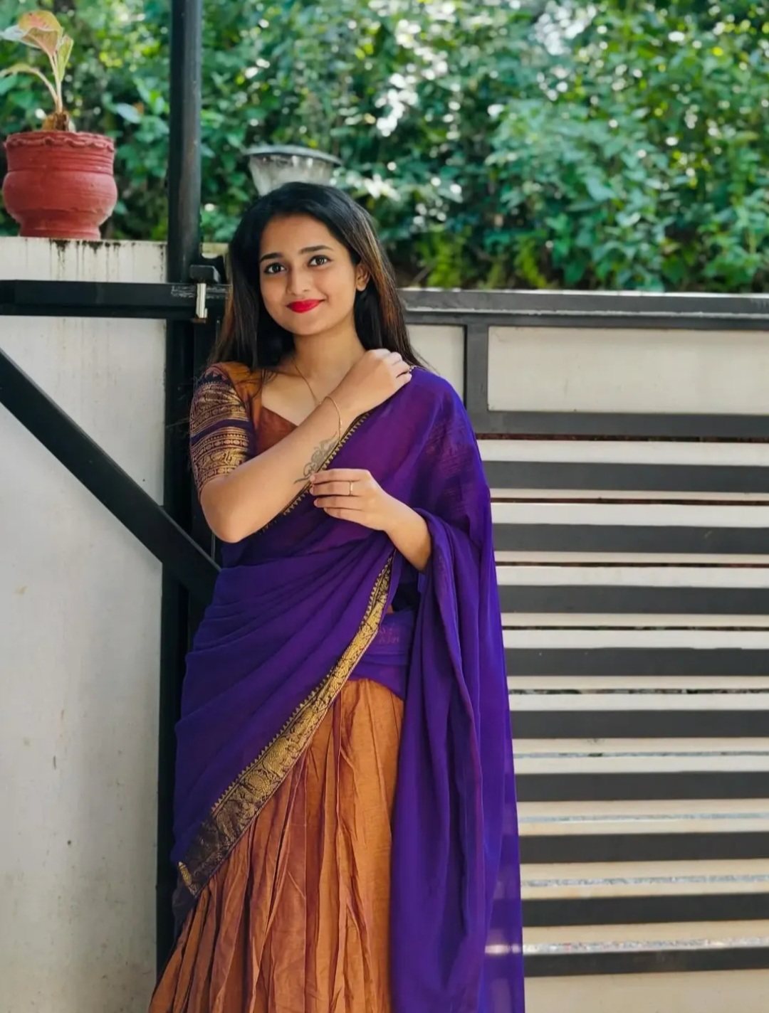 Independent high class Mallu Girls available in Kochi