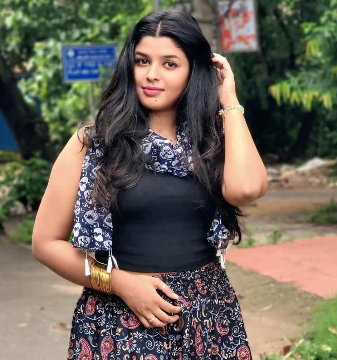 Call girl service Kochi  Dial 9562150341