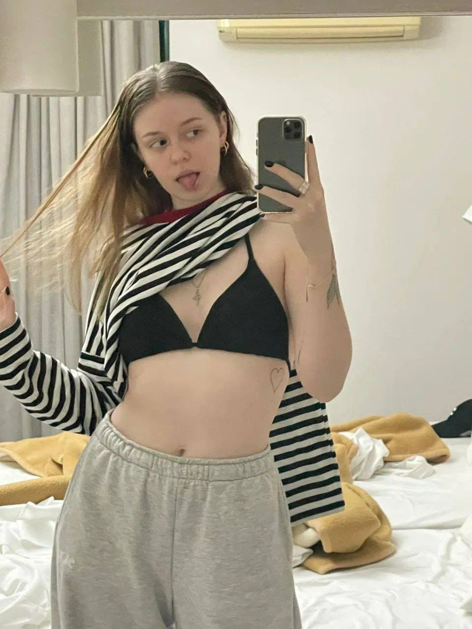 9958659377  Delhi Call Girls  24X7 Escort Service