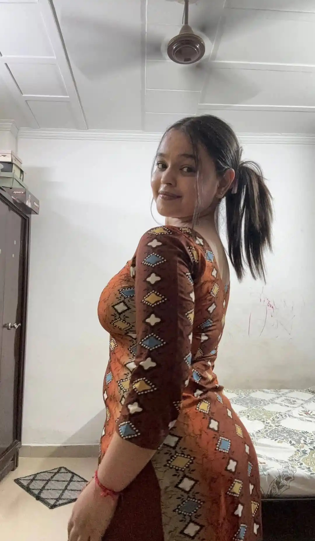 CALL GIRL                                                      CALL GIRL IN ESCORT 