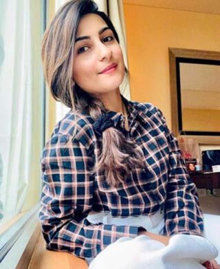        Call Girls service In Vijay Nagar Delhi    8447779280   