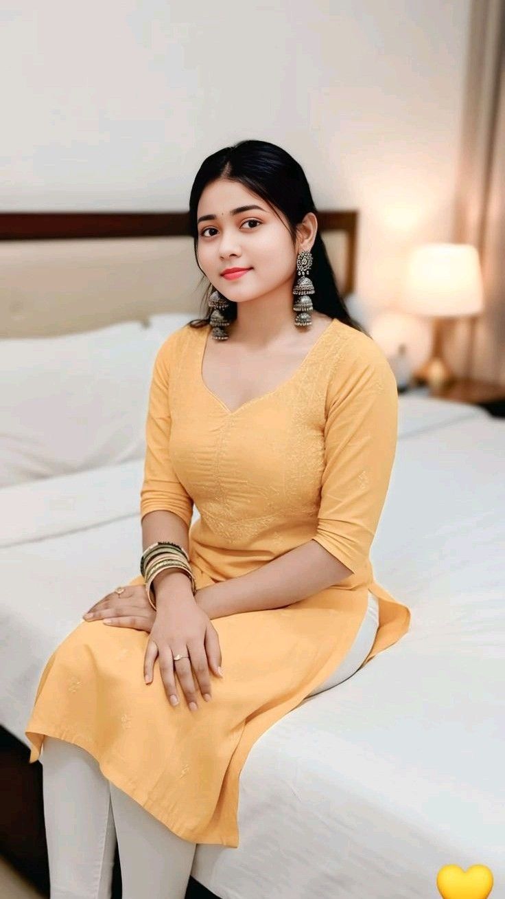 RENU MEETING SERVICE CALL GIRL 