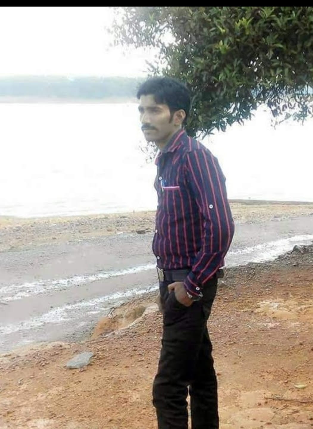 Iam male i like female for sexual relationship Any Aunt